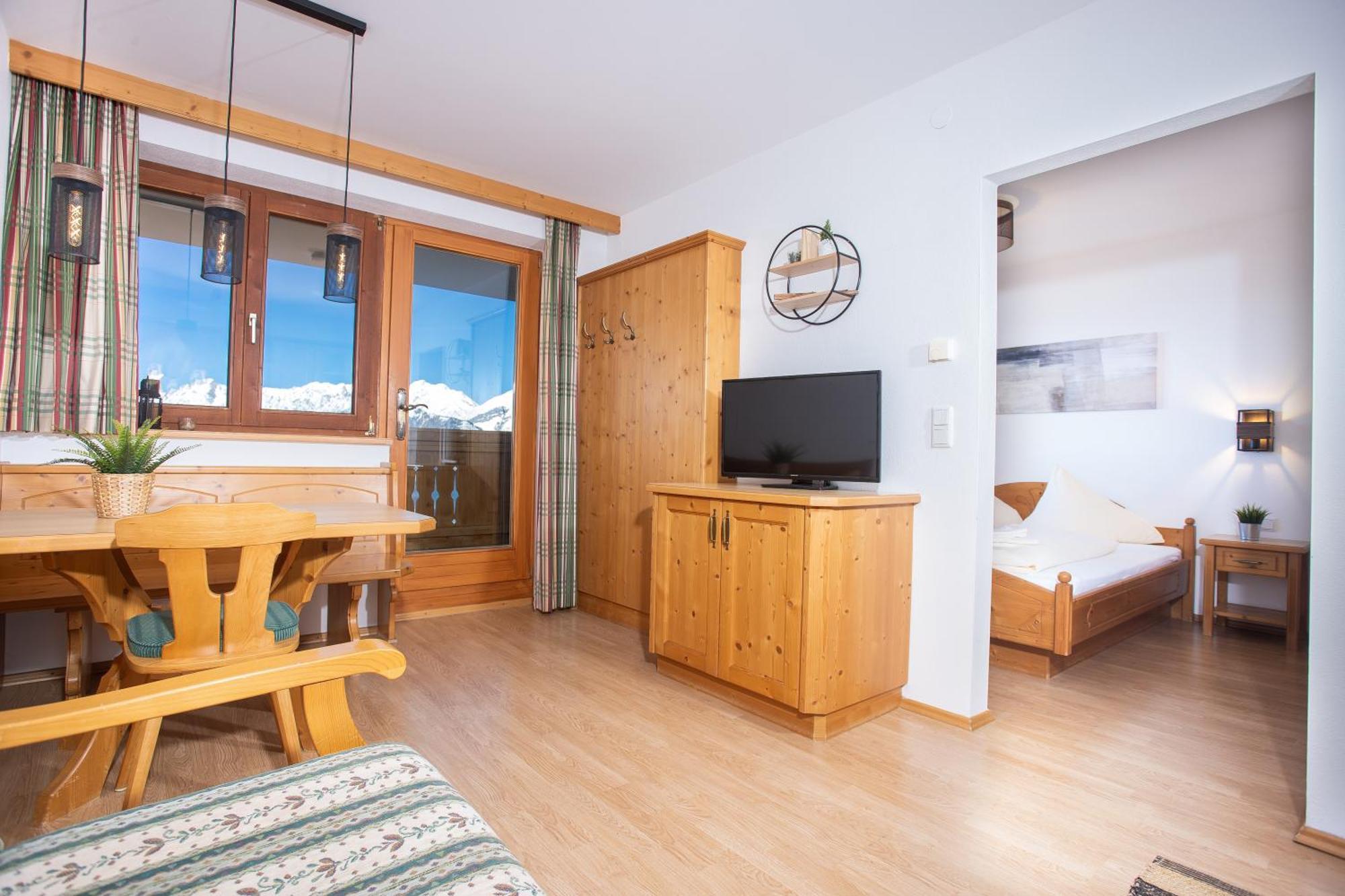 Alpenrelax Krepperhuette Hotel Volders ภายนอก รูปภาพ