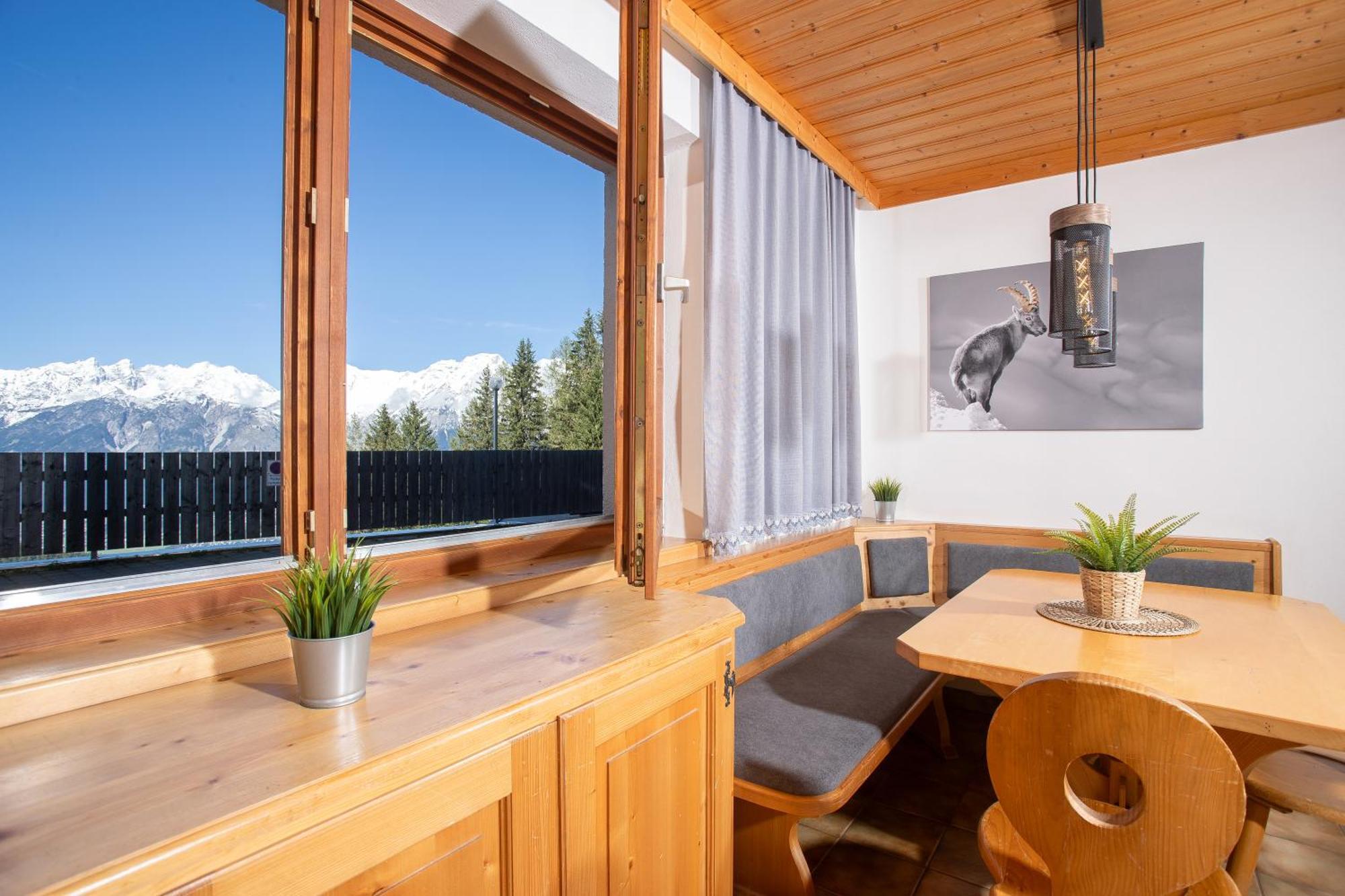 Alpenrelax Krepperhuette Hotel Volders ภายนอก รูปภาพ